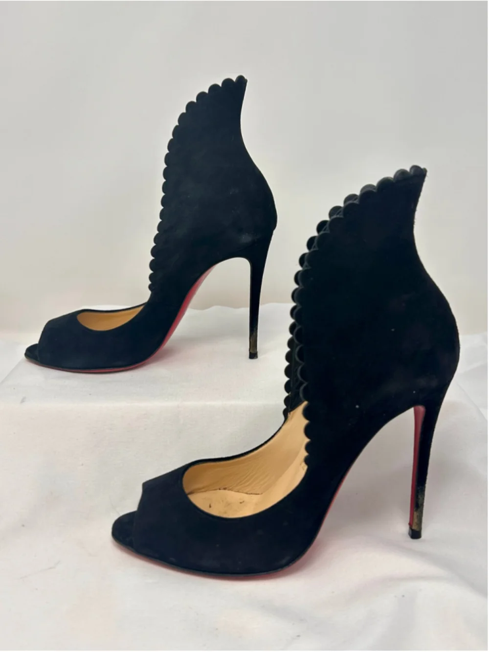 Christian Louboutin Pijonina 100 Veau Velours Suede Pumps 35